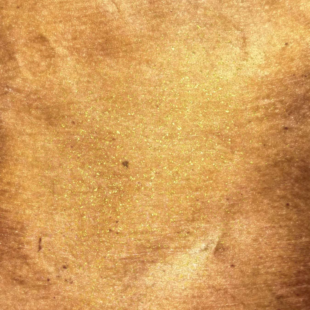 2003069 lovea monoi de tahiti shimmering dry oil texture