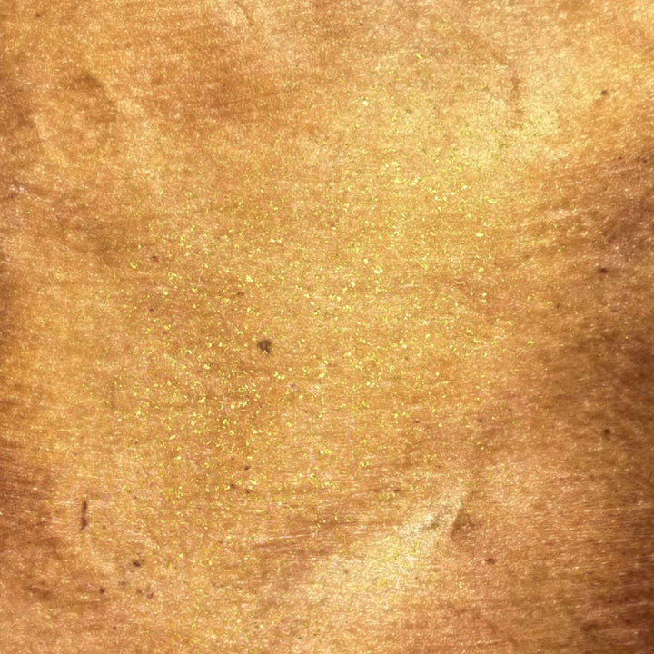 2003069 lovea monoi de tahiti shimmering dry oil texture