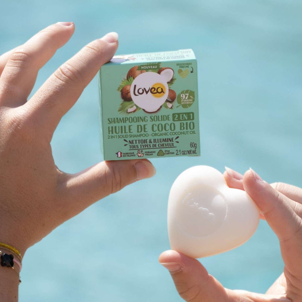 2008316 lovea shampooing solide 2 en 1 huile de coco bio texture